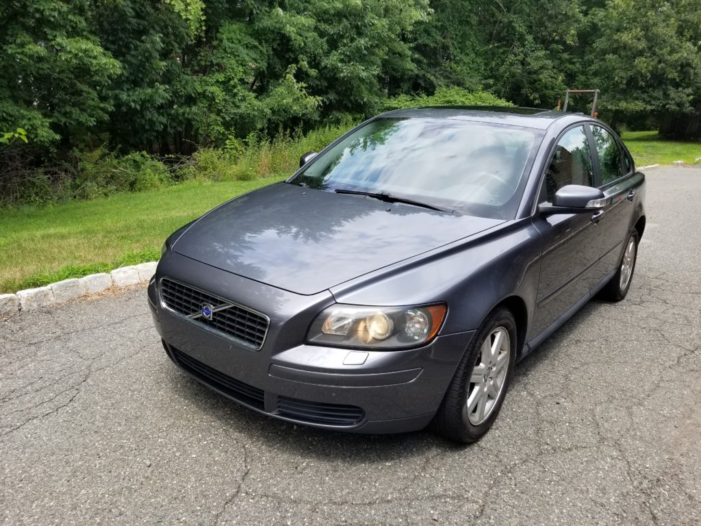 Volvo s40 2004 год